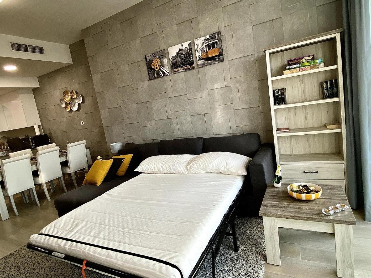Luxury 2br For 6 With King Beds, Gym, Sauna In Jvc अपार्टमेंट *